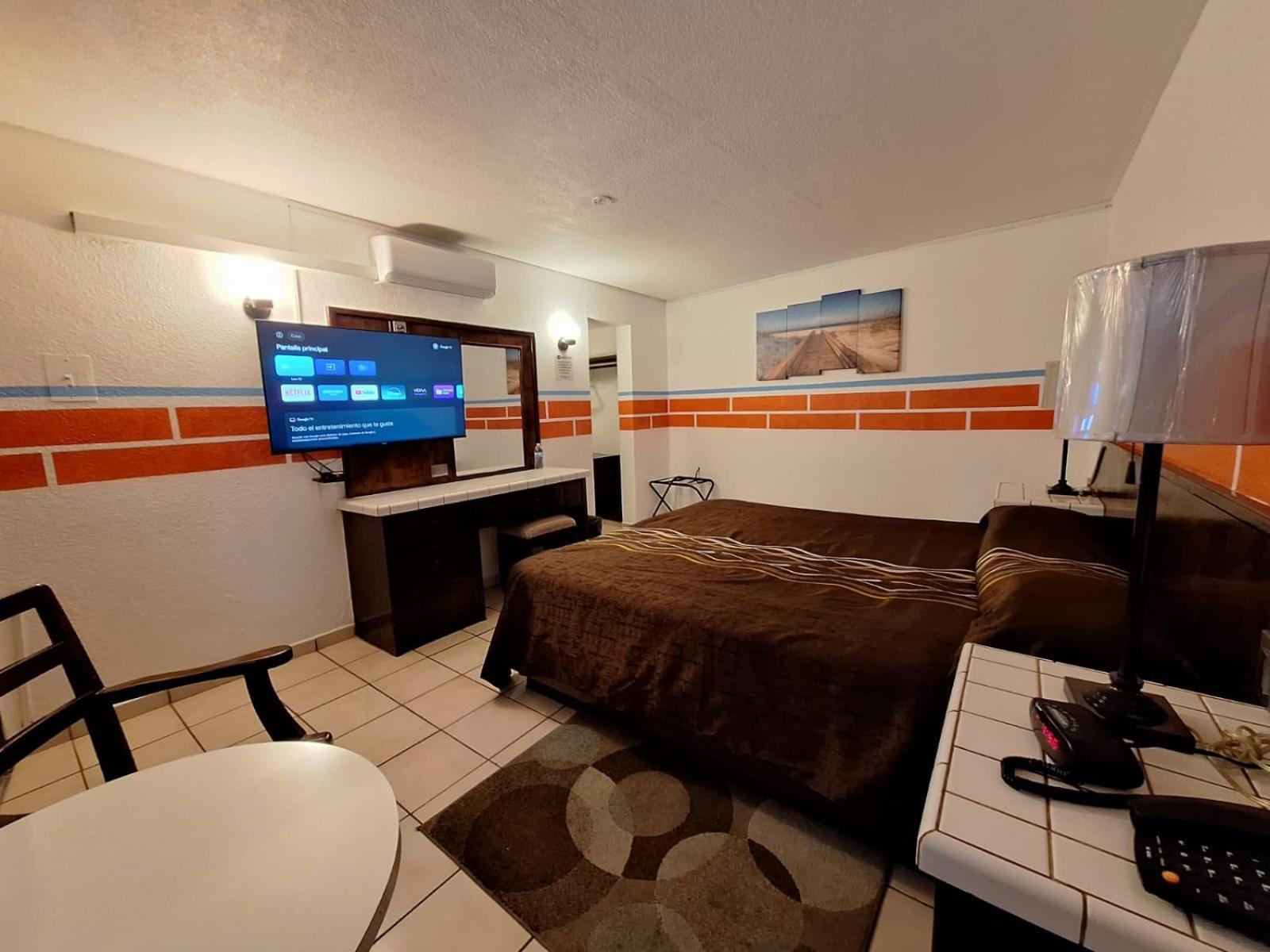 Motel Jabaloyas Tijuana Bagian luar foto