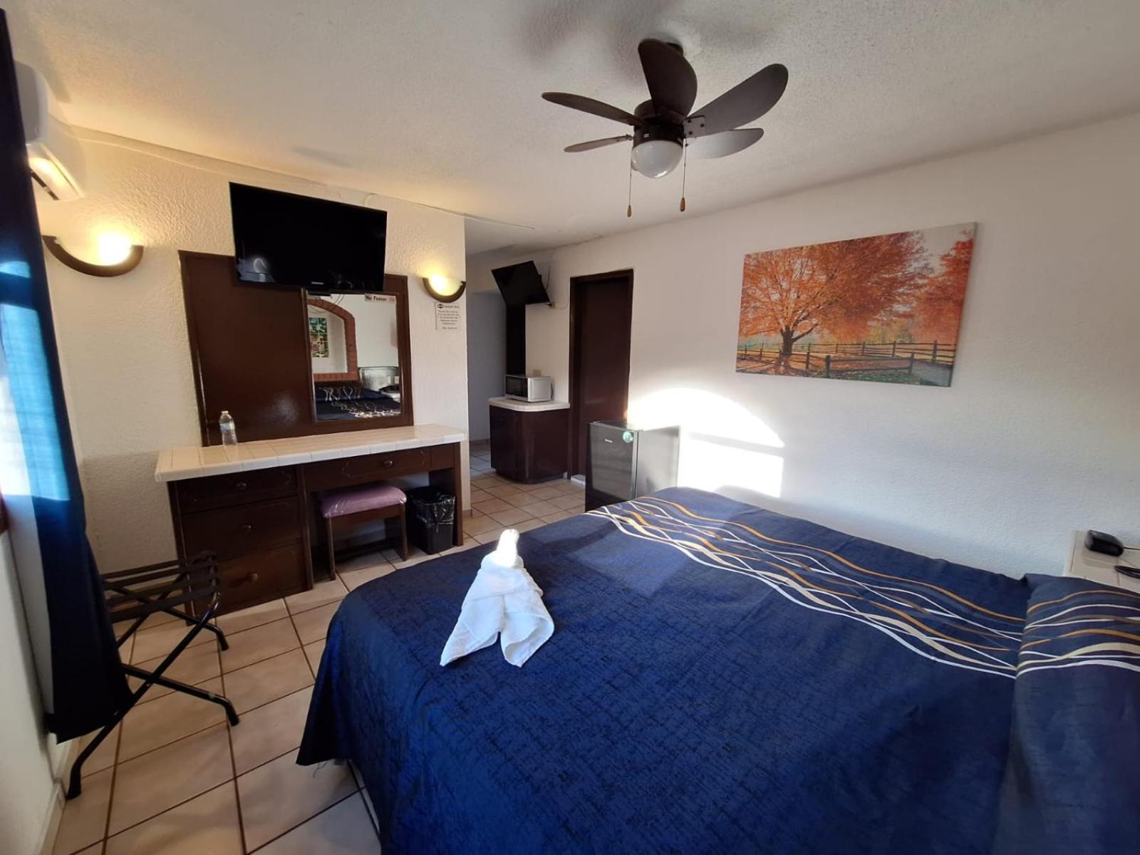 Motel Jabaloyas Tijuana Bagian luar foto